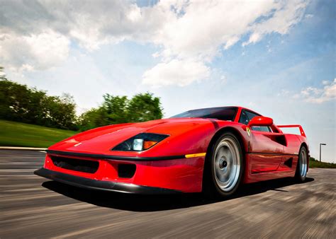 ferrari f40 model years.